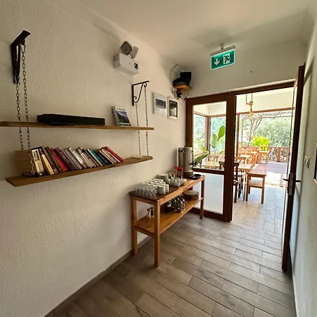 Misafir Evi Faralya