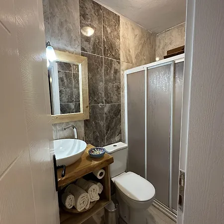 Misafir Evi Rum i privatbostad