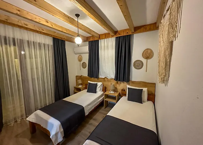 Misafir Evi Фаралия