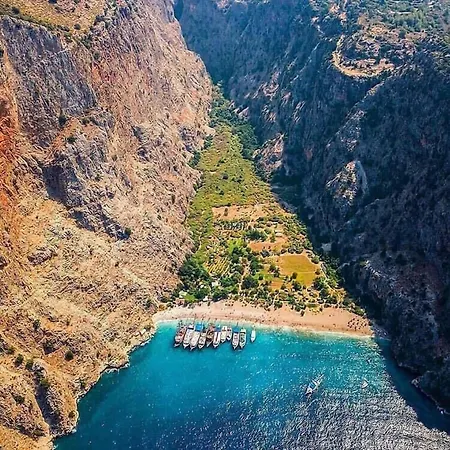 Gazde/Camere de închiriat Misafir Evi